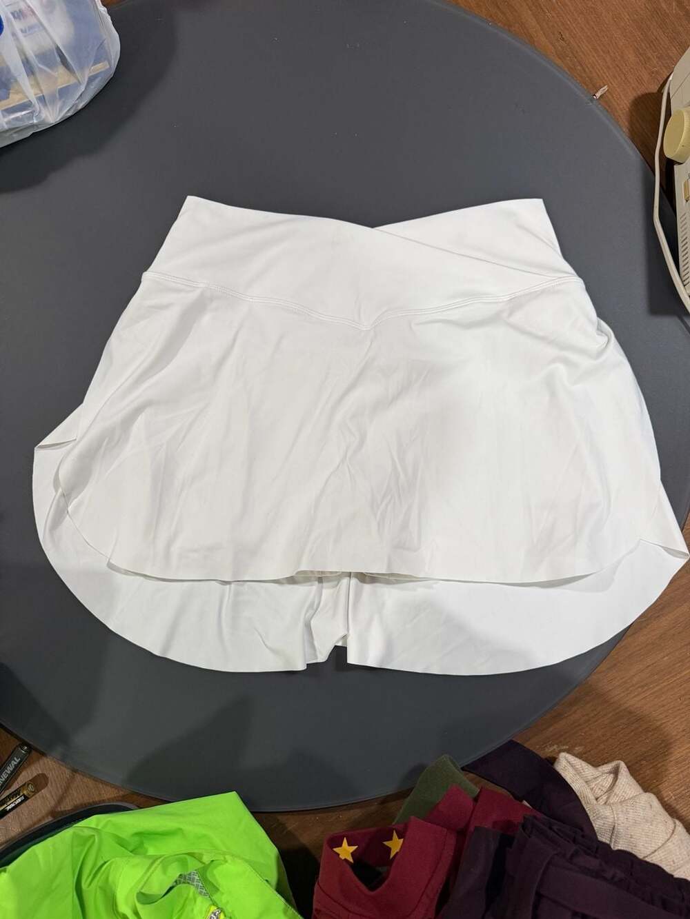 Halara Crossover 2-in-1 Mini Tennis Skirt Size L White